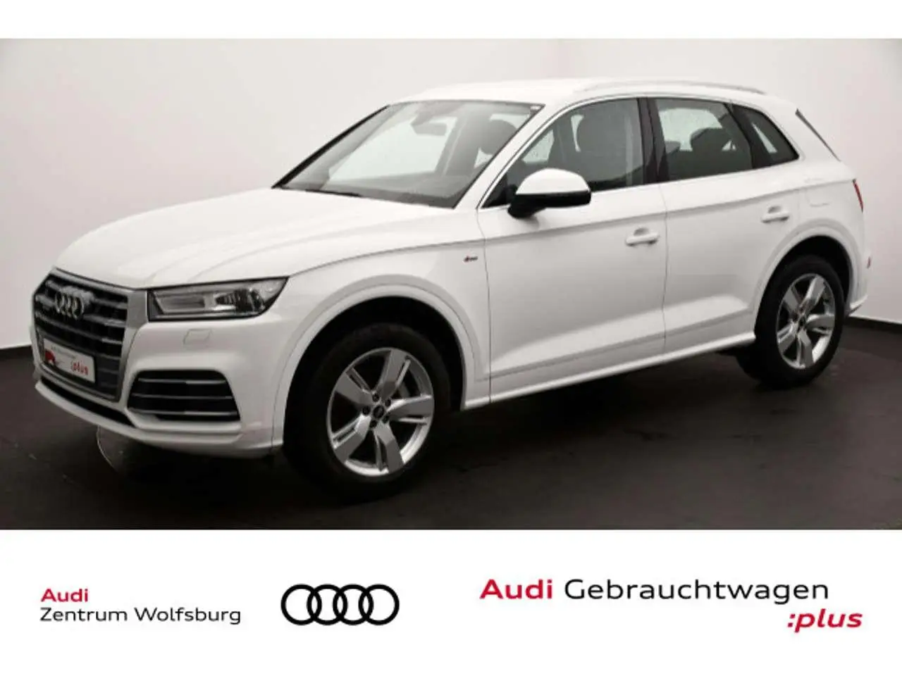 Photo 1 : Audi Q5 2021 Hybrid