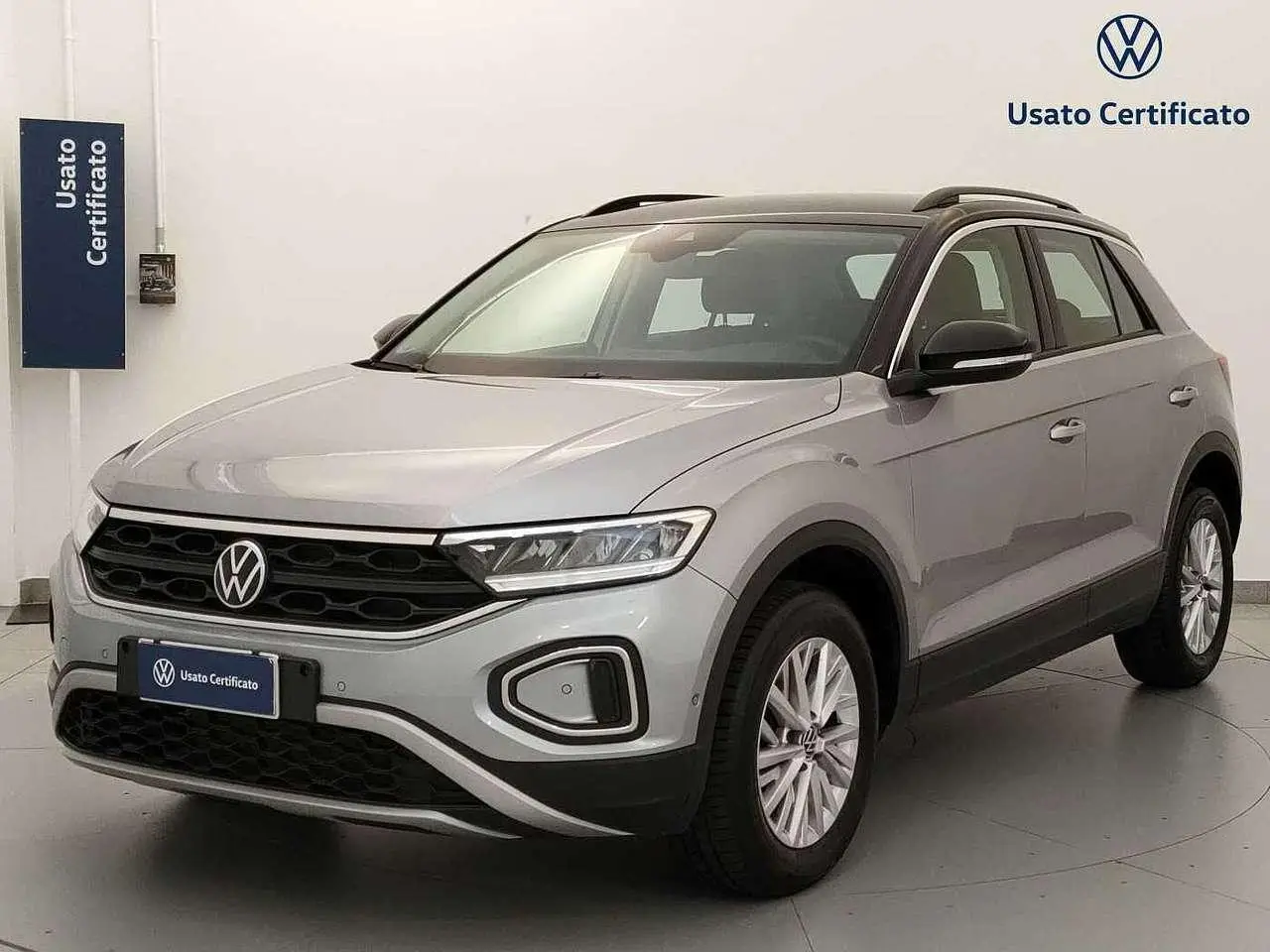 Photo 1 : Volkswagen T-roc 2023 Diesel