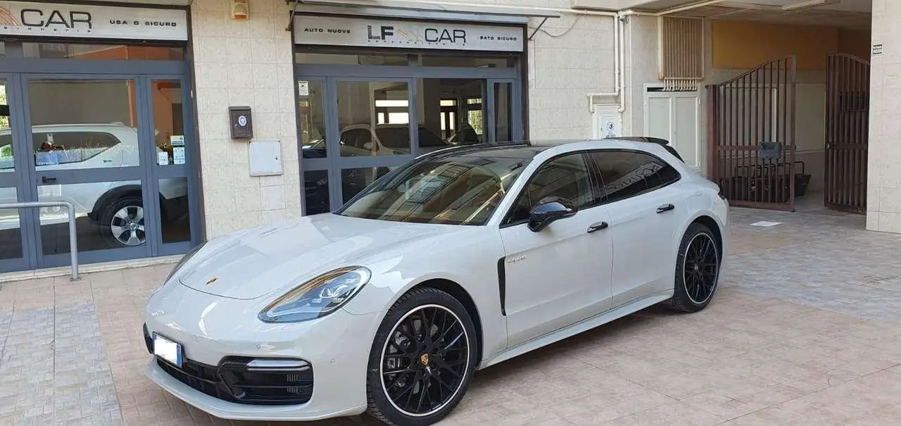 Photo 1 : Porsche Panamera 2020 Hybrid