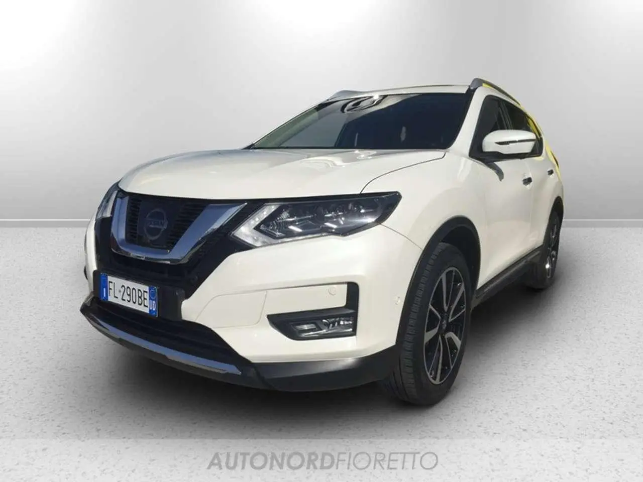 Photo 1 : Nissan X-trail 2018 Diesel