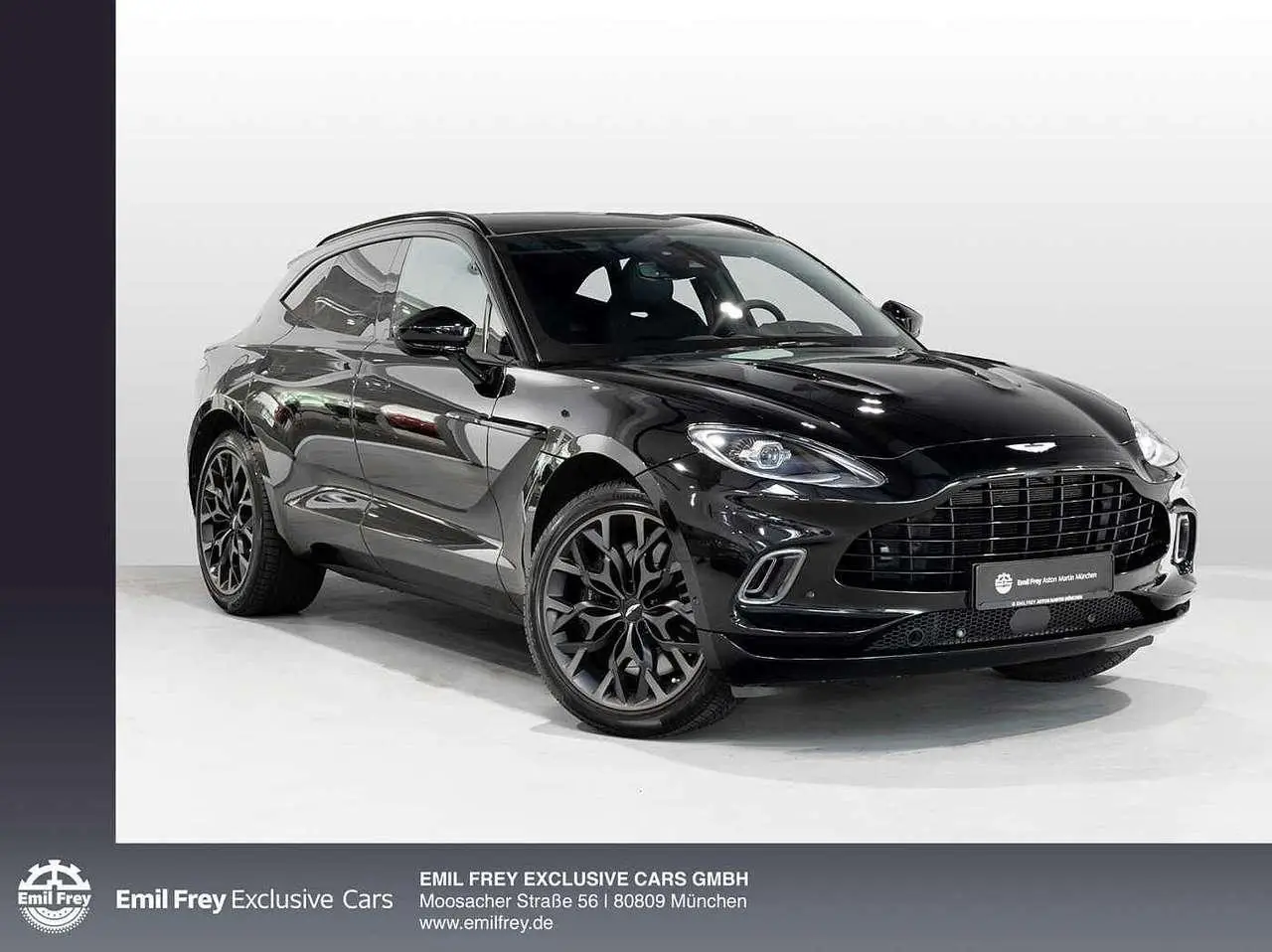 Photo 1 : Aston Martin Dbx 2023 Essence