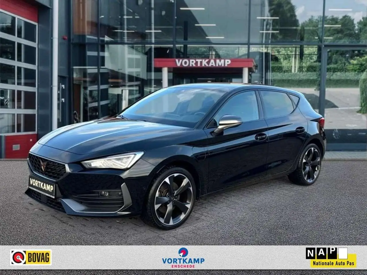 Photo 1 : Cupra Leon 2021 Hybride