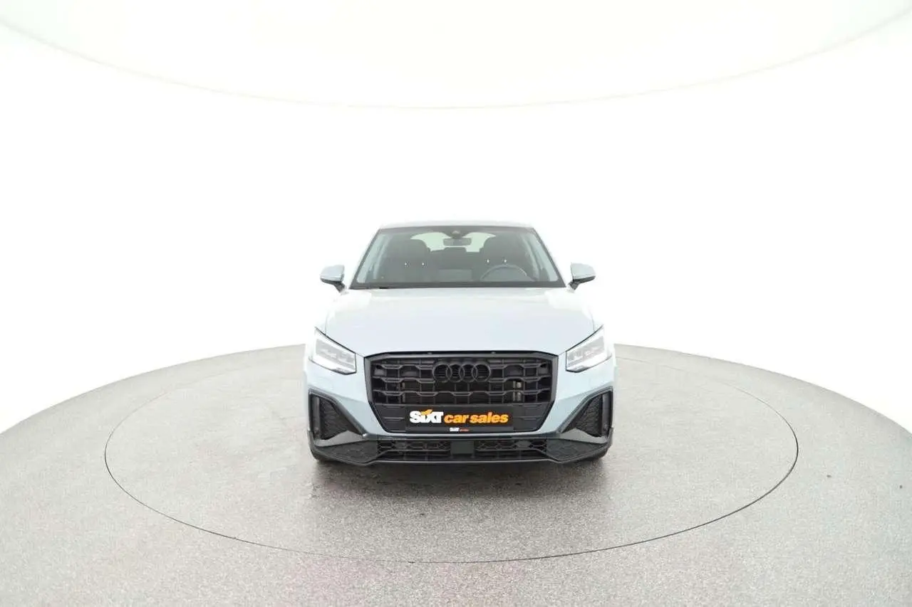 Photo 1 : Audi Q2 2023 Essence