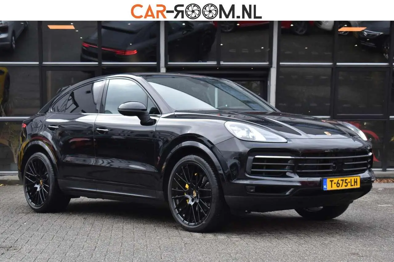 Photo 1 : Porsche Cayenne 2022 Hybrid