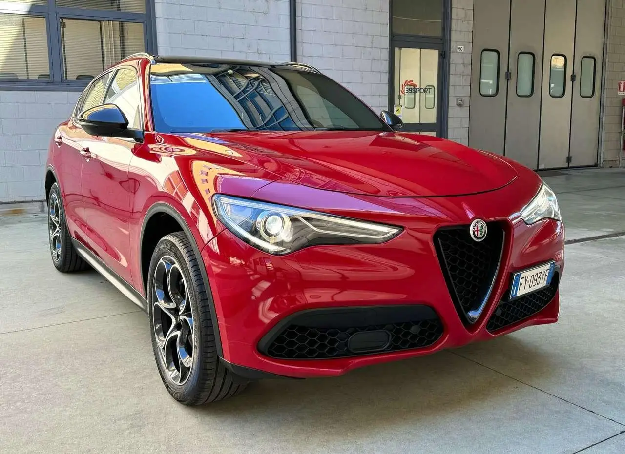 Photo 1 : Alfa Romeo Stelvio 2019 Essence