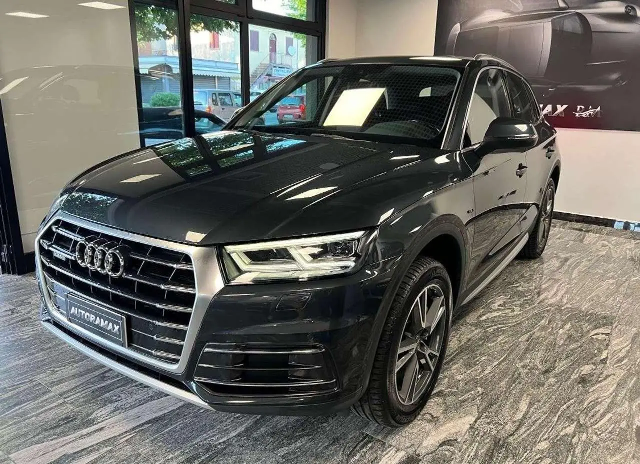 Photo 1 : Audi Q5 2017 Diesel