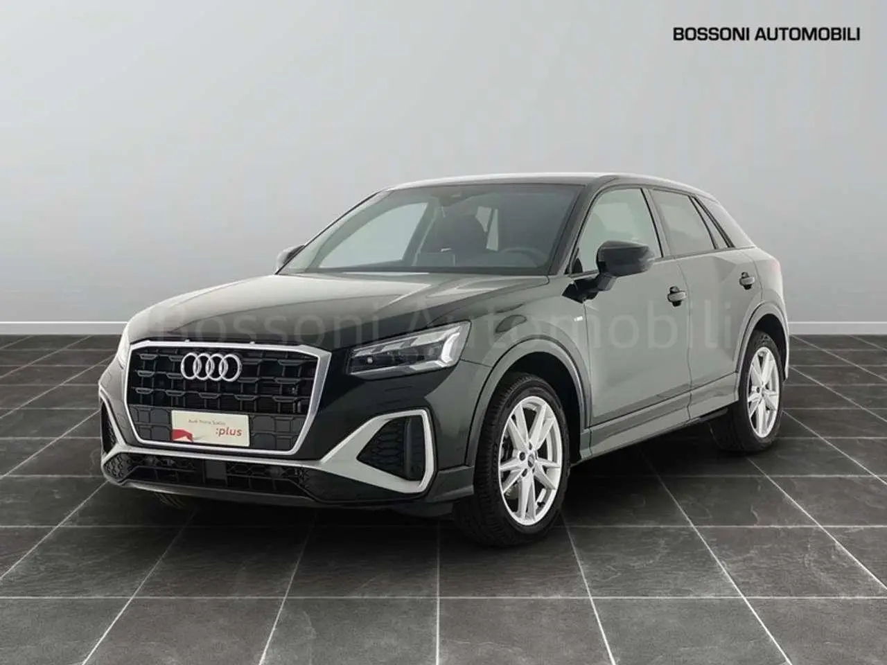 Photo 1 : Audi Q2 2024 Diesel