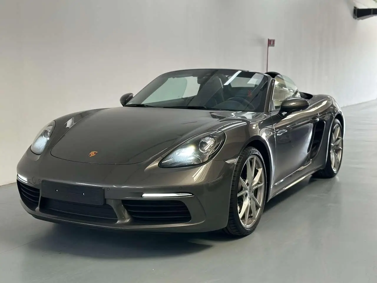 Photo 1 : Porsche Boxster 2022 Petrol