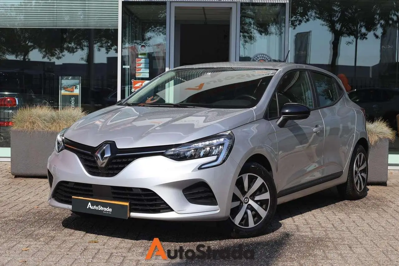 Photo 1 : Renault Clio 2022 Essence