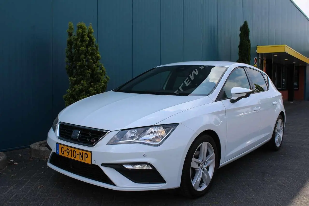 Photo 1 : Seat Leon 2019 Petrol