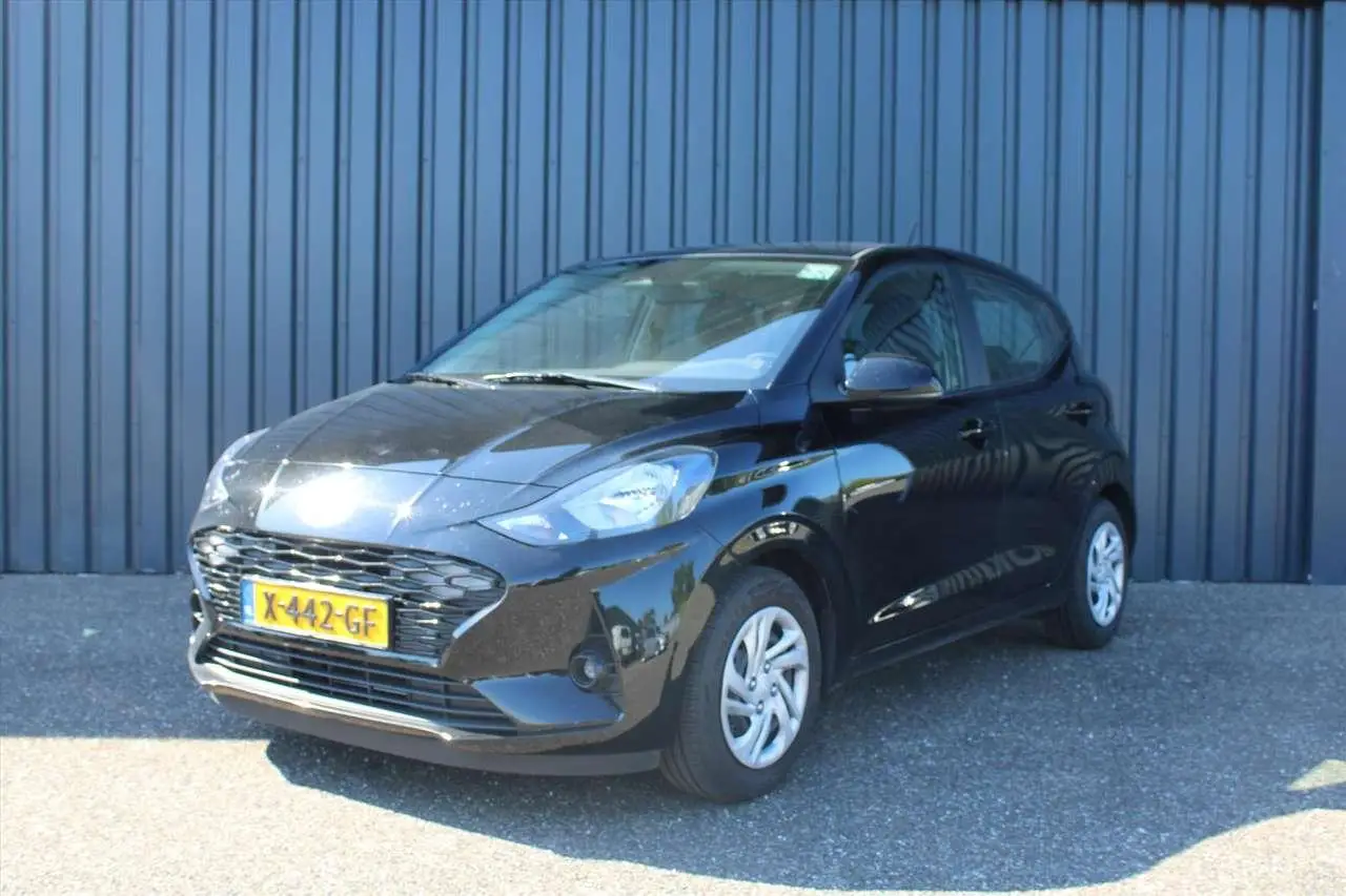 Photo 1 : Hyundai I10 2024 Essence