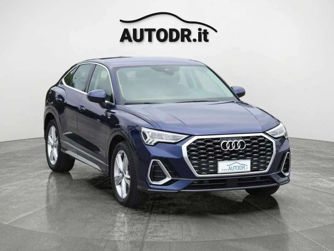 Photo 1 : Audi Q3 2021 Diesel