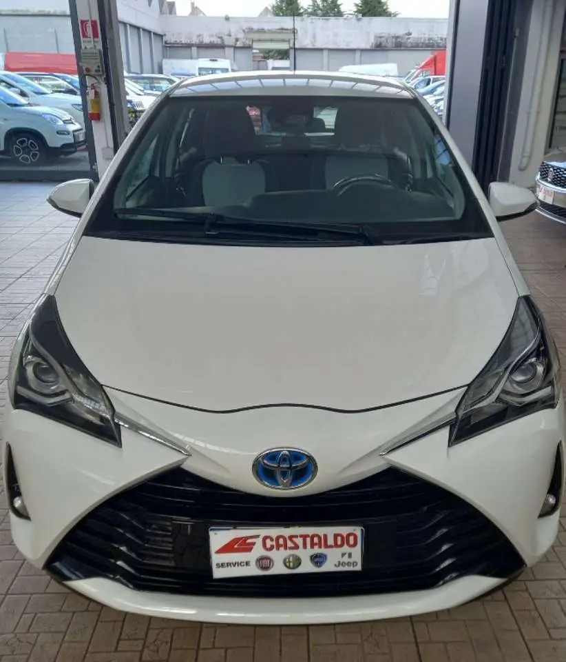 Photo 1 : Toyota Yaris 2020 Hybride