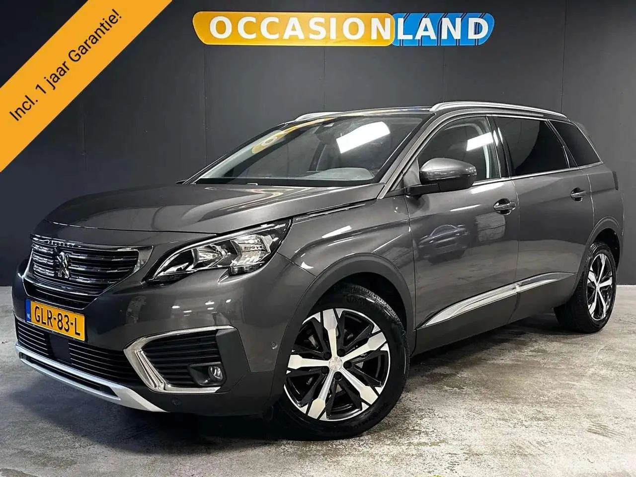 Photo 1 : Peugeot 5008 2019 Essence