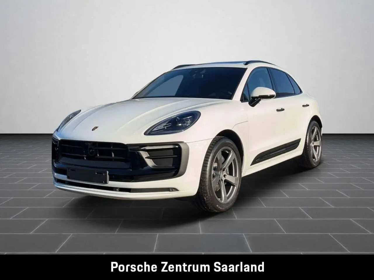 Photo 1 : Porsche Macan 2024 Essence