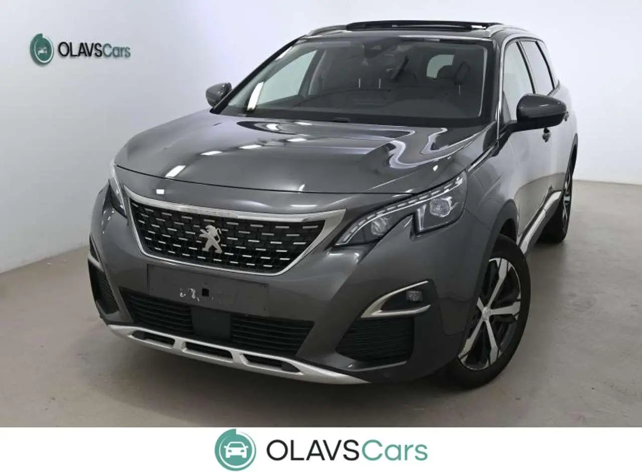 Photo 1 : Peugeot 5008 2018 Diesel