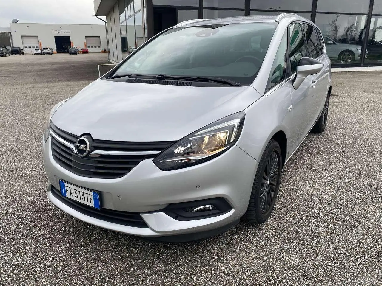 Photo 1 : Opel Zafira 2019 Diesel