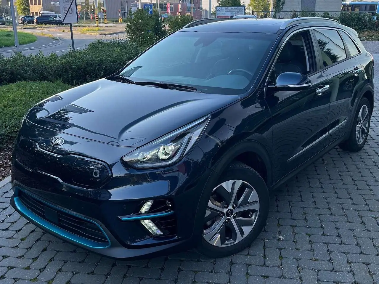 Photo 1 : Kia E-niro 2020 Électrique