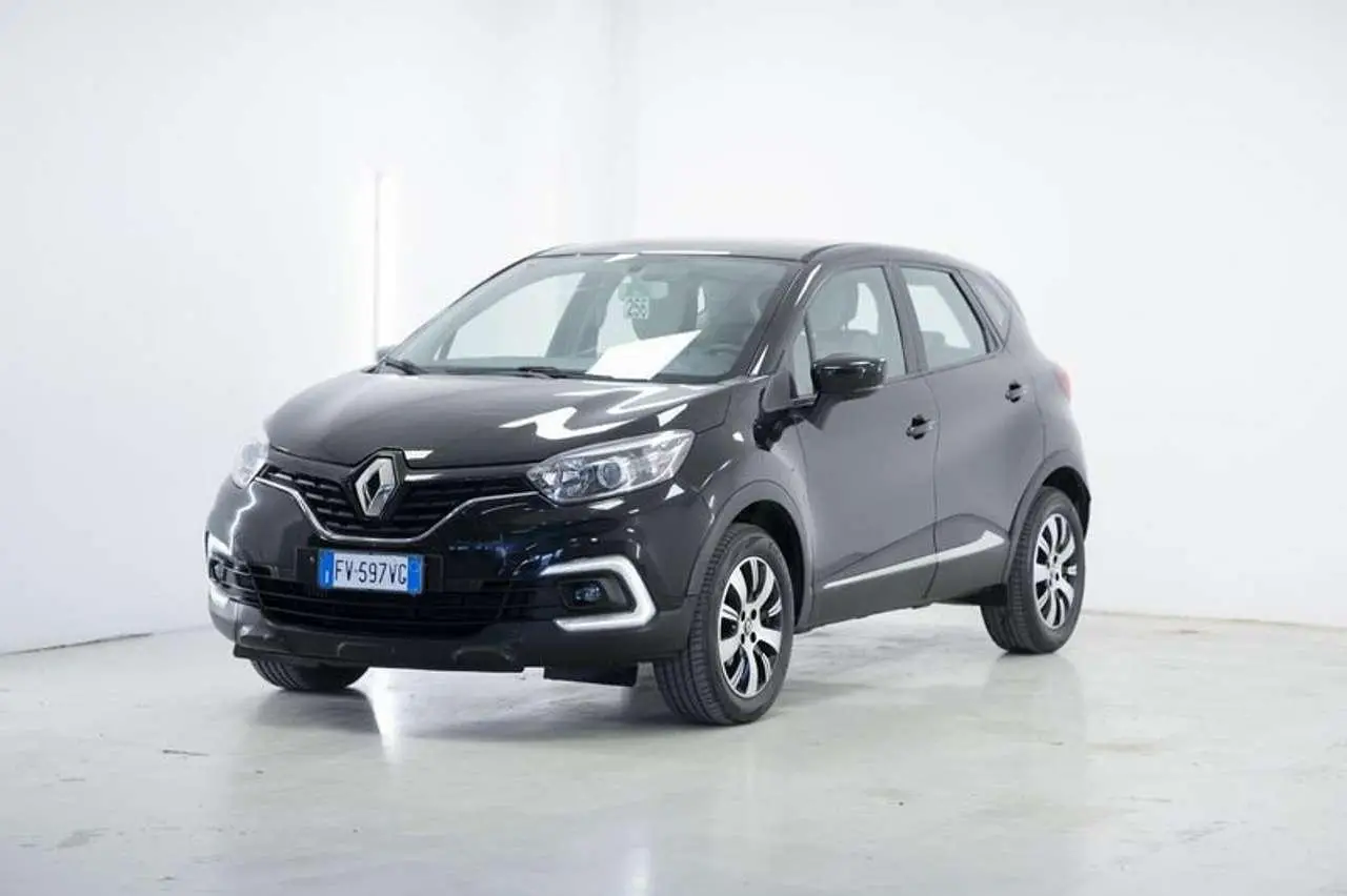 Photo 1 : Renault Captur 2019 Petrol