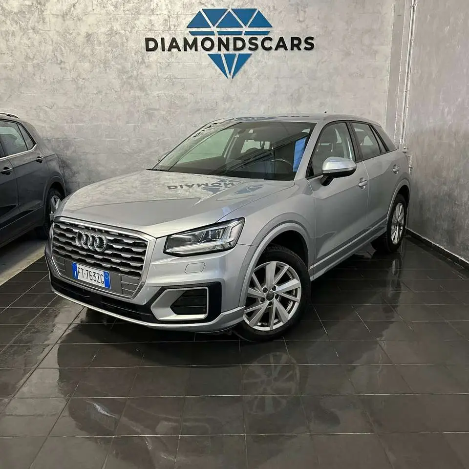 Photo 1 : Audi Q2 2019 Petrol