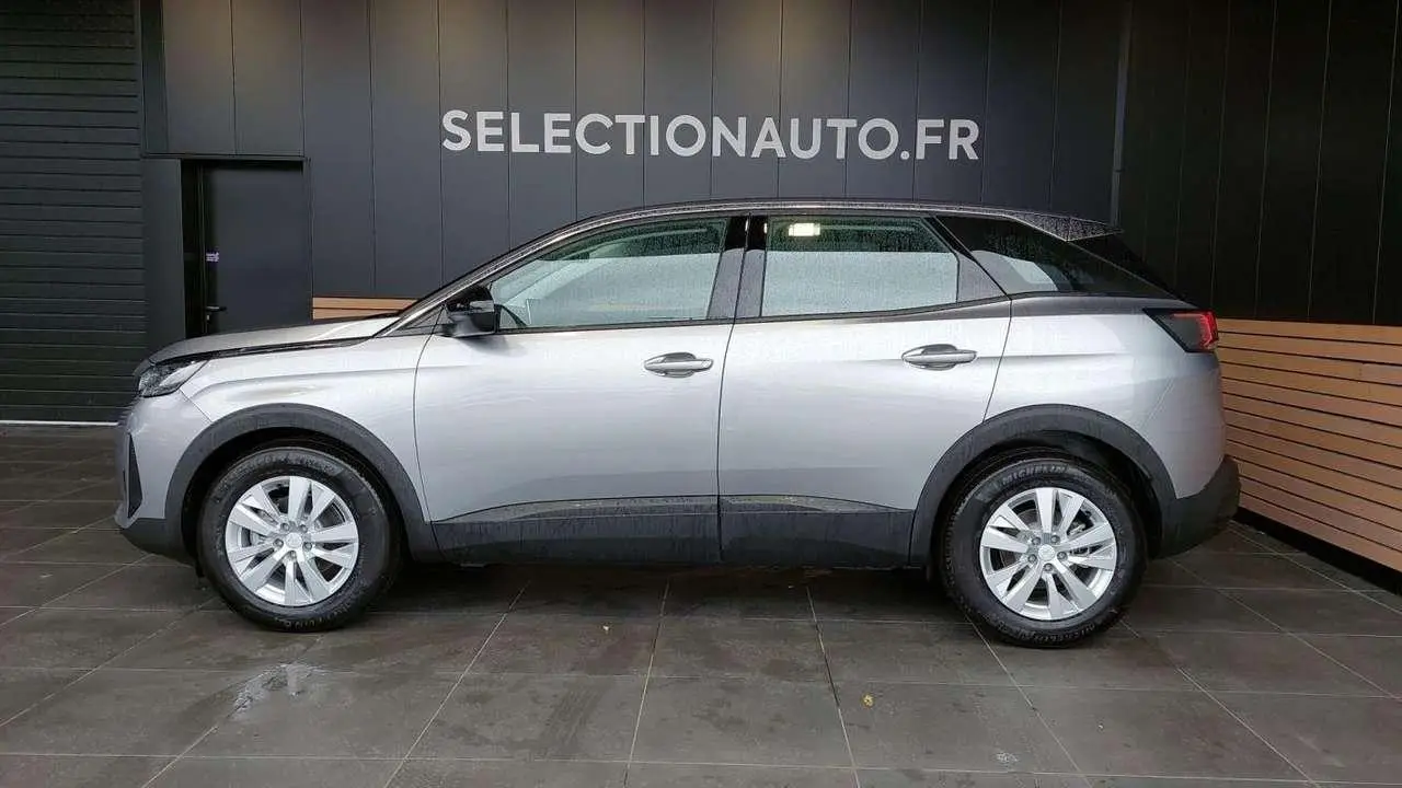 Photo 1 : Peugeot 3008 2022 Diesel