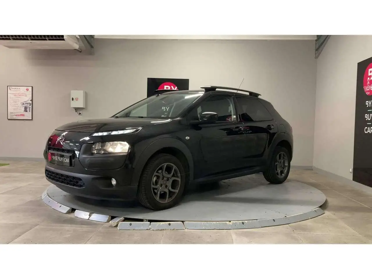 Photo 1 : Citroen C4 2017 Essence