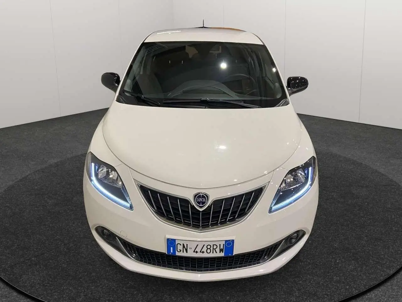 Photo 1 : Lancia Ypsilon 2023 Hybrid