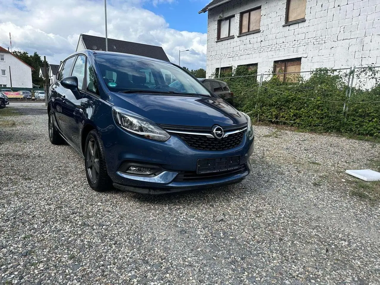 Photo 1 : Opel Zafira 2017 Petrol