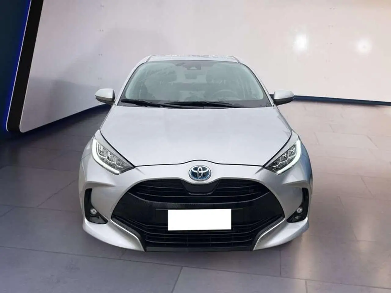 Photo 1 : Toyota Yaris 2021 Hybride