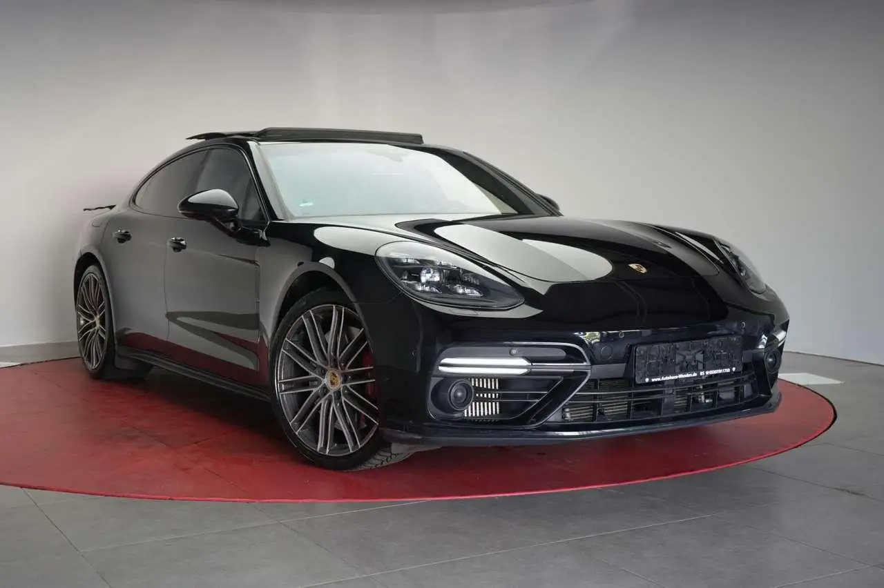 Photo 1 : Porsche Panamera 2016 Essence