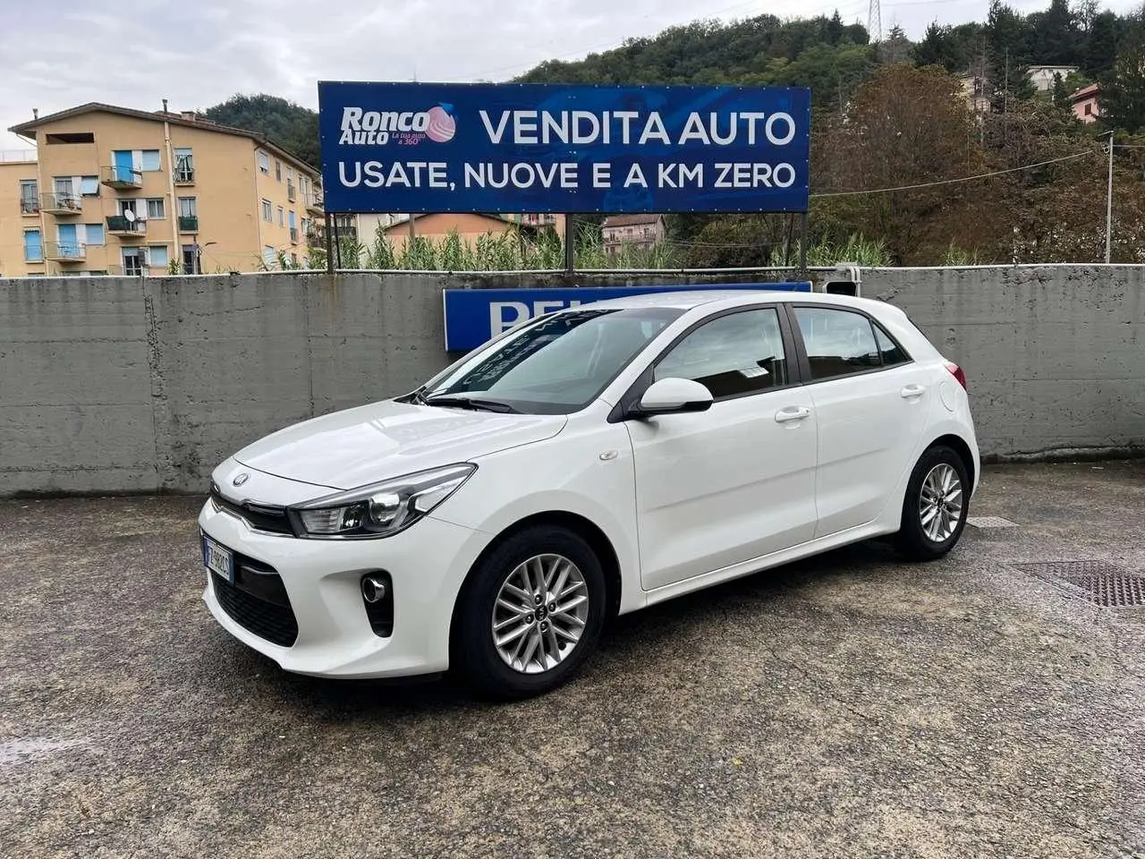 Photo 1 : Kia Rio 2020 Essence