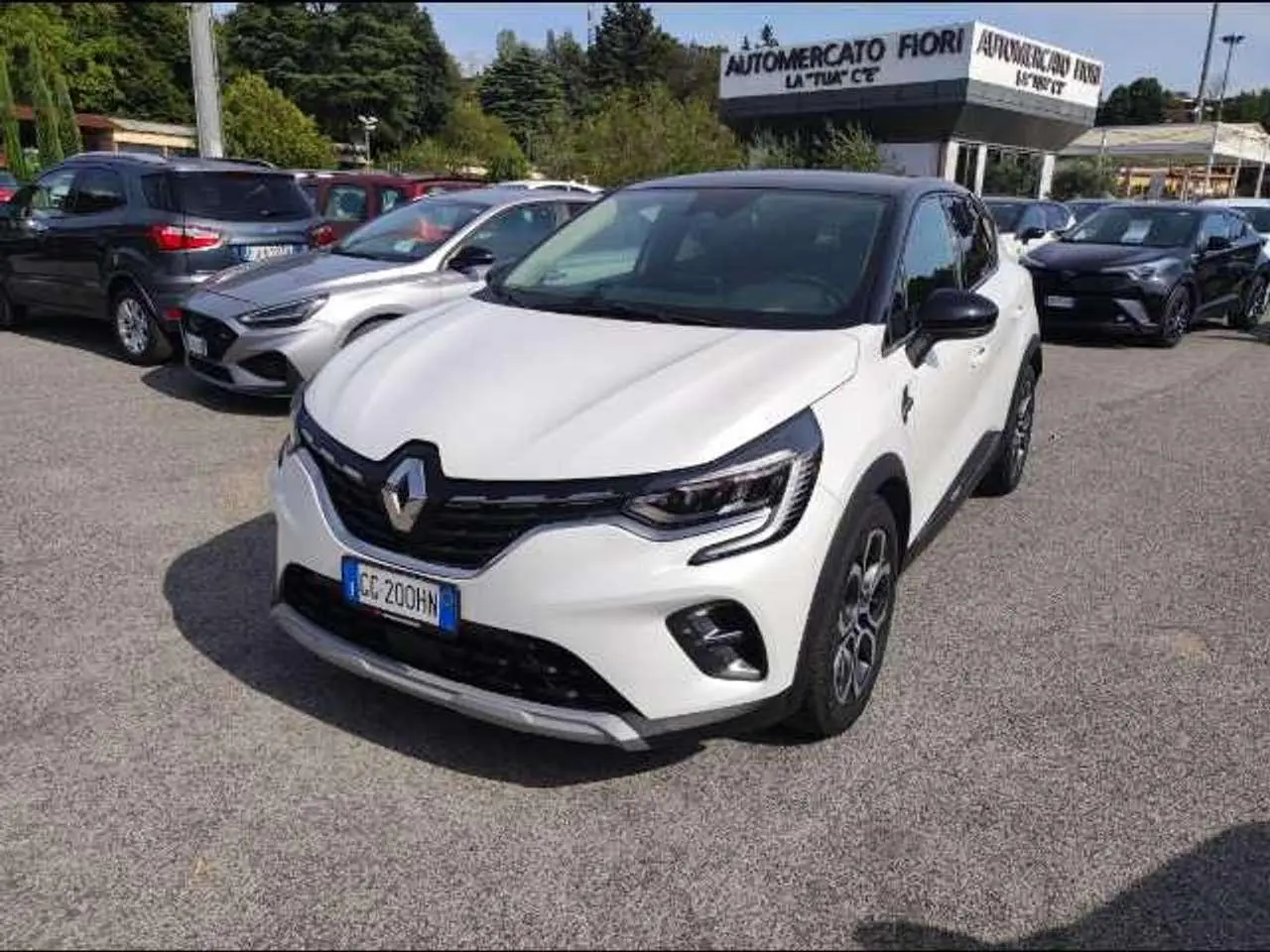 Photo 1 : Renault Captur 2021 Hybride