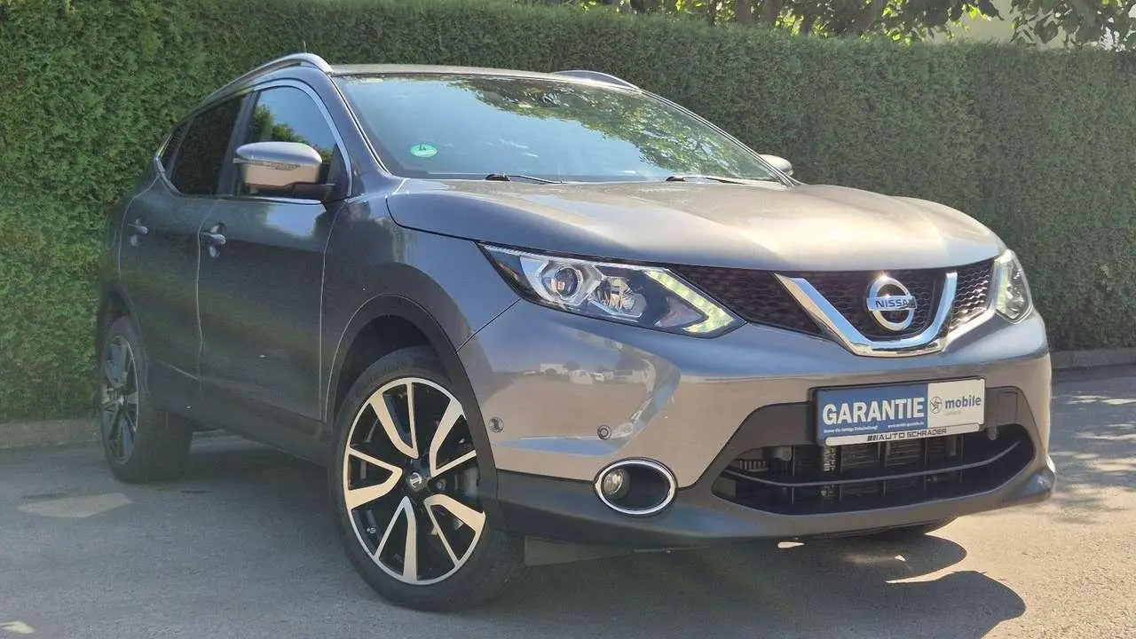 Photo 1 : Nissan Qashqai 2015 Petrol