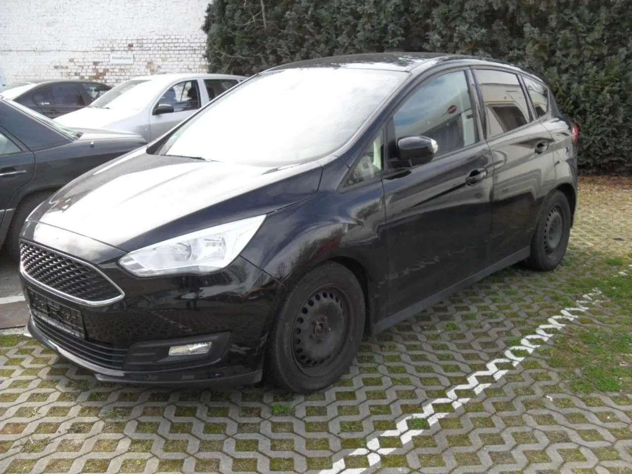 Photo 1 : Ford C-max 2016 Petrol