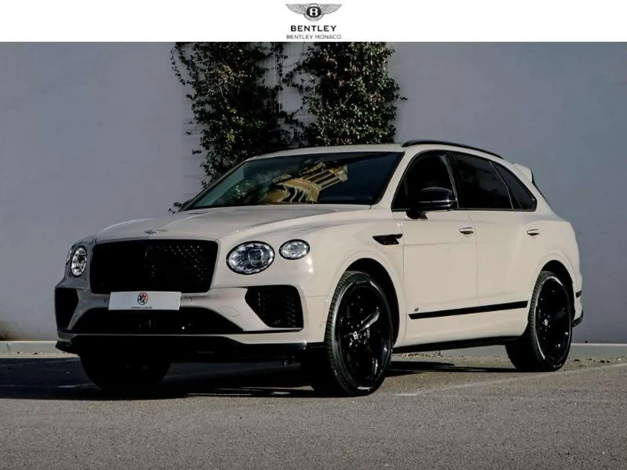 Photo 1 : Bentley Bentayga 2024 Essence