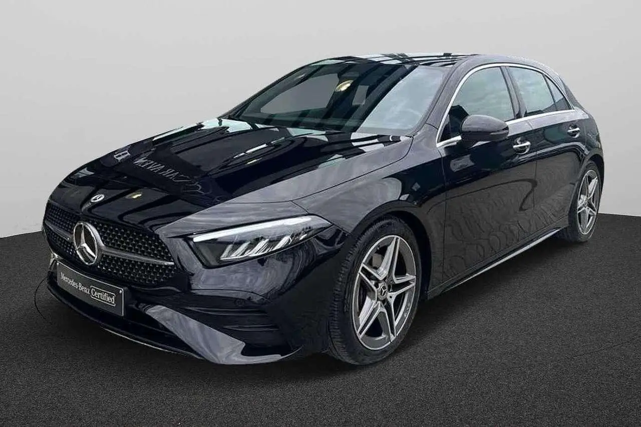 Photo 1 : Mercedes-benz Classe A 2023 Petrol