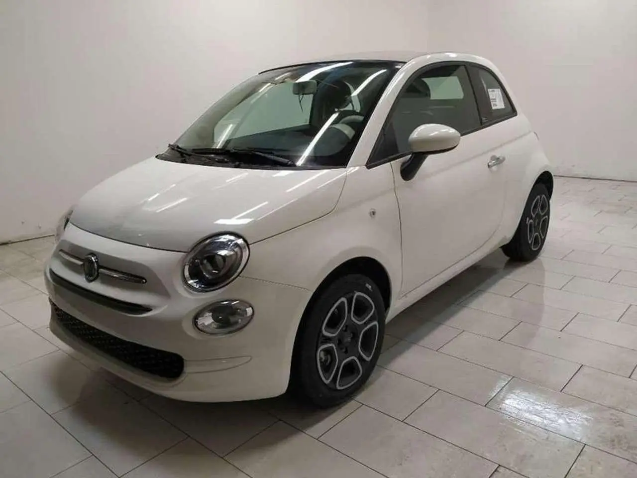 Photo 1 : Fiat 500c 2023 Hybride