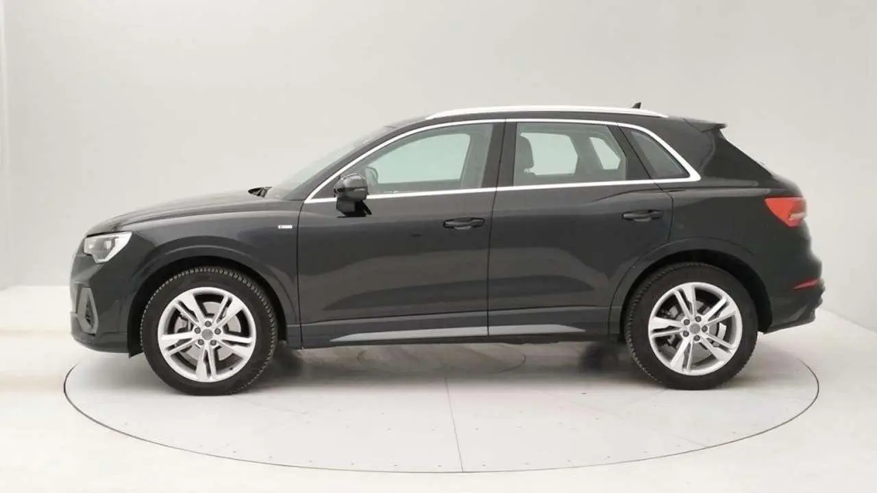 Photo 1 : Audi Q3 2019 Diesel