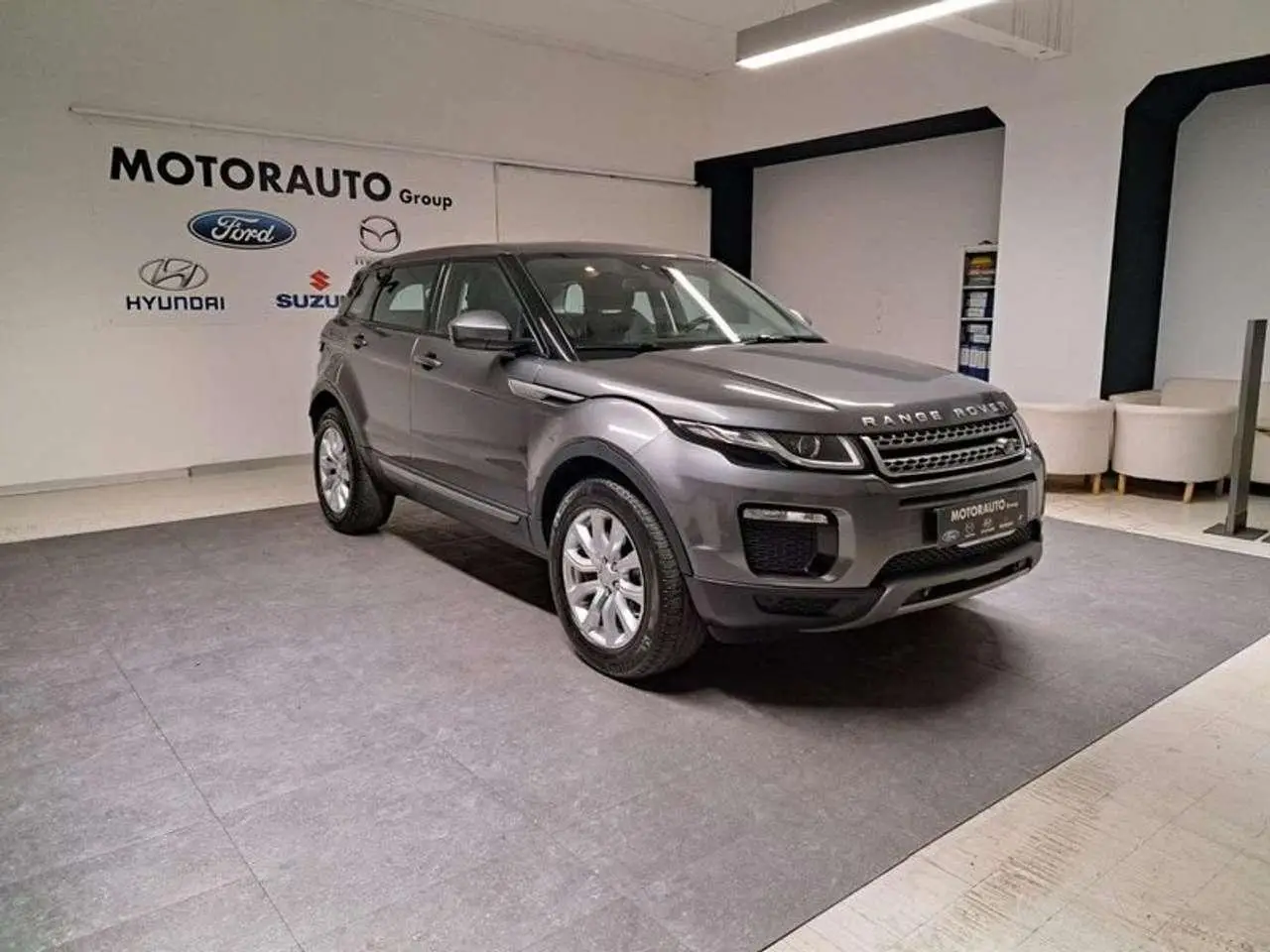 Photo 1 : Land Rover Range Rover Evoque 2019 Diesel