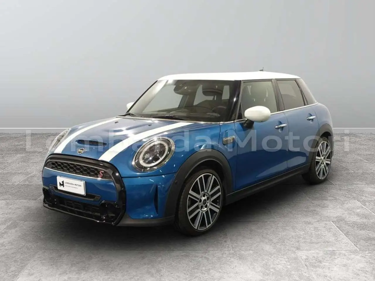 Photo 1 : Mini Cooper 2022 Petrol