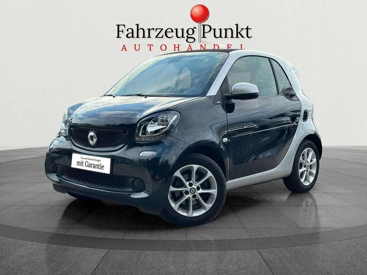 Photo 1 : Smart Fortwo 2016 Petrol