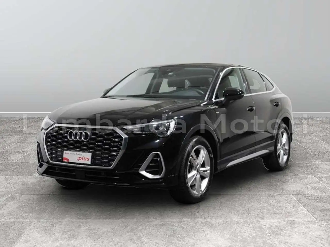 Photo 1 : Audi Q3 2022 Hybride