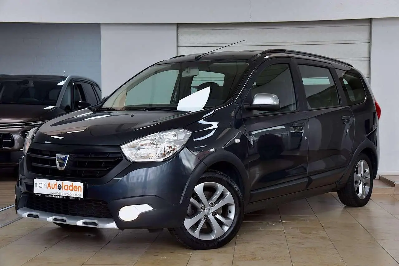 Photo 1 : Dacia Lodgy 2015 Petrol