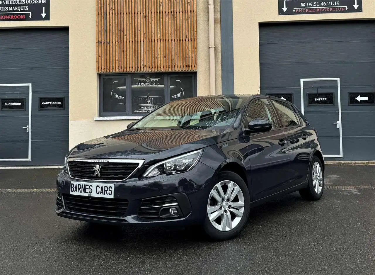 Photo 1 : Peugeot 308 2020 Petrol