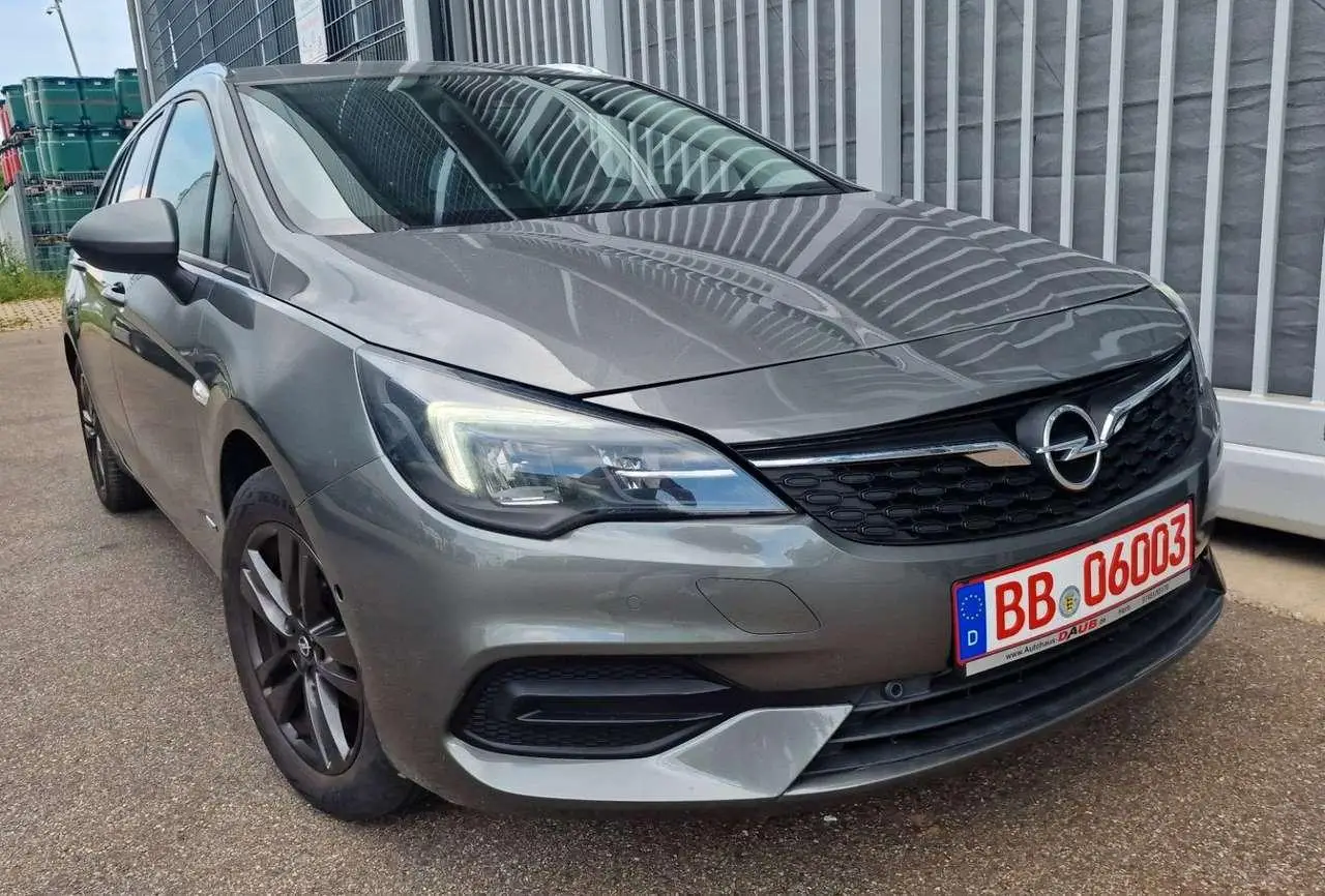 Photo 1 : Opel Astra 2021 Essence