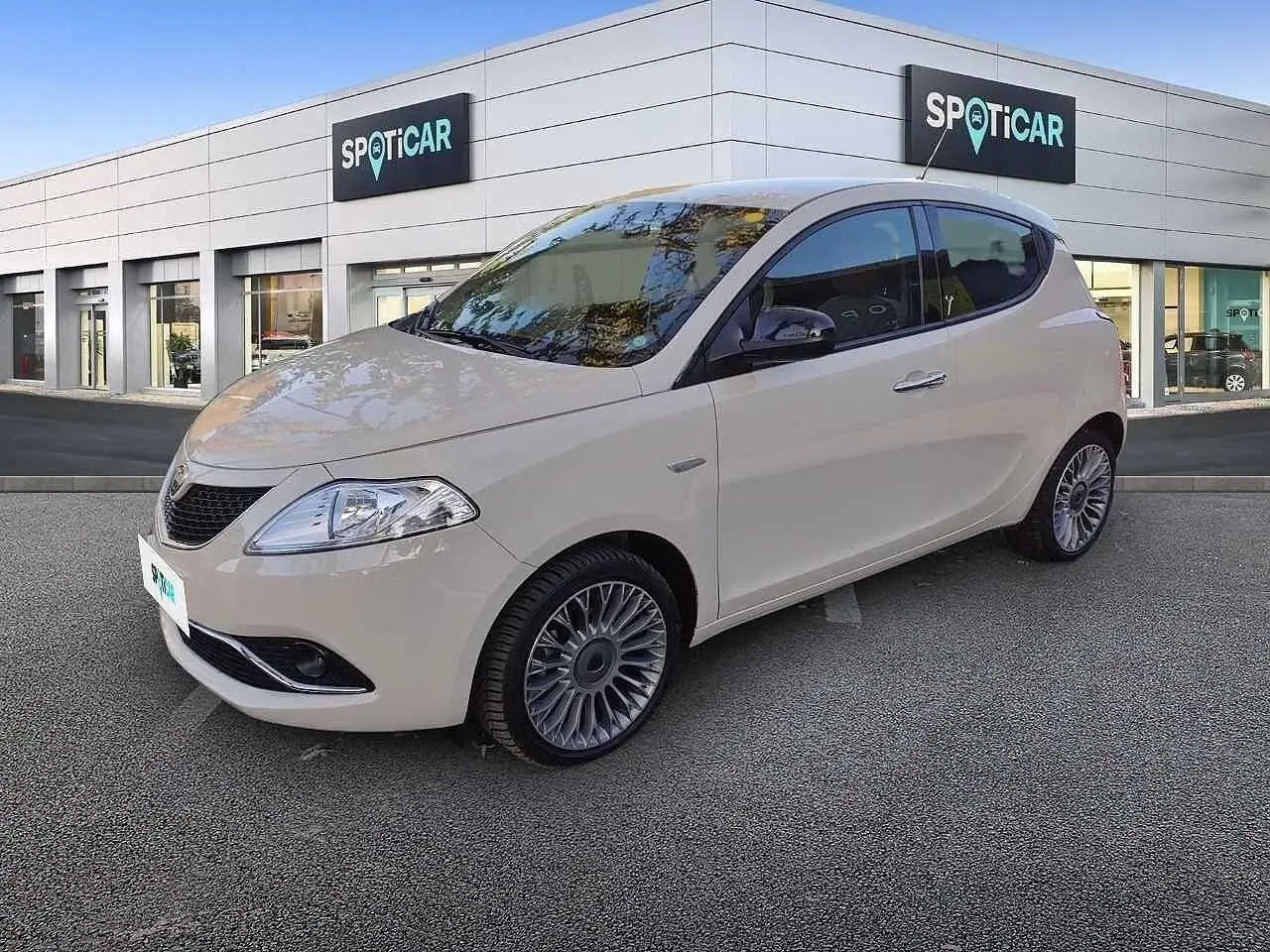 Photo 1 : Lancia Ypsilon 2015 Diesel