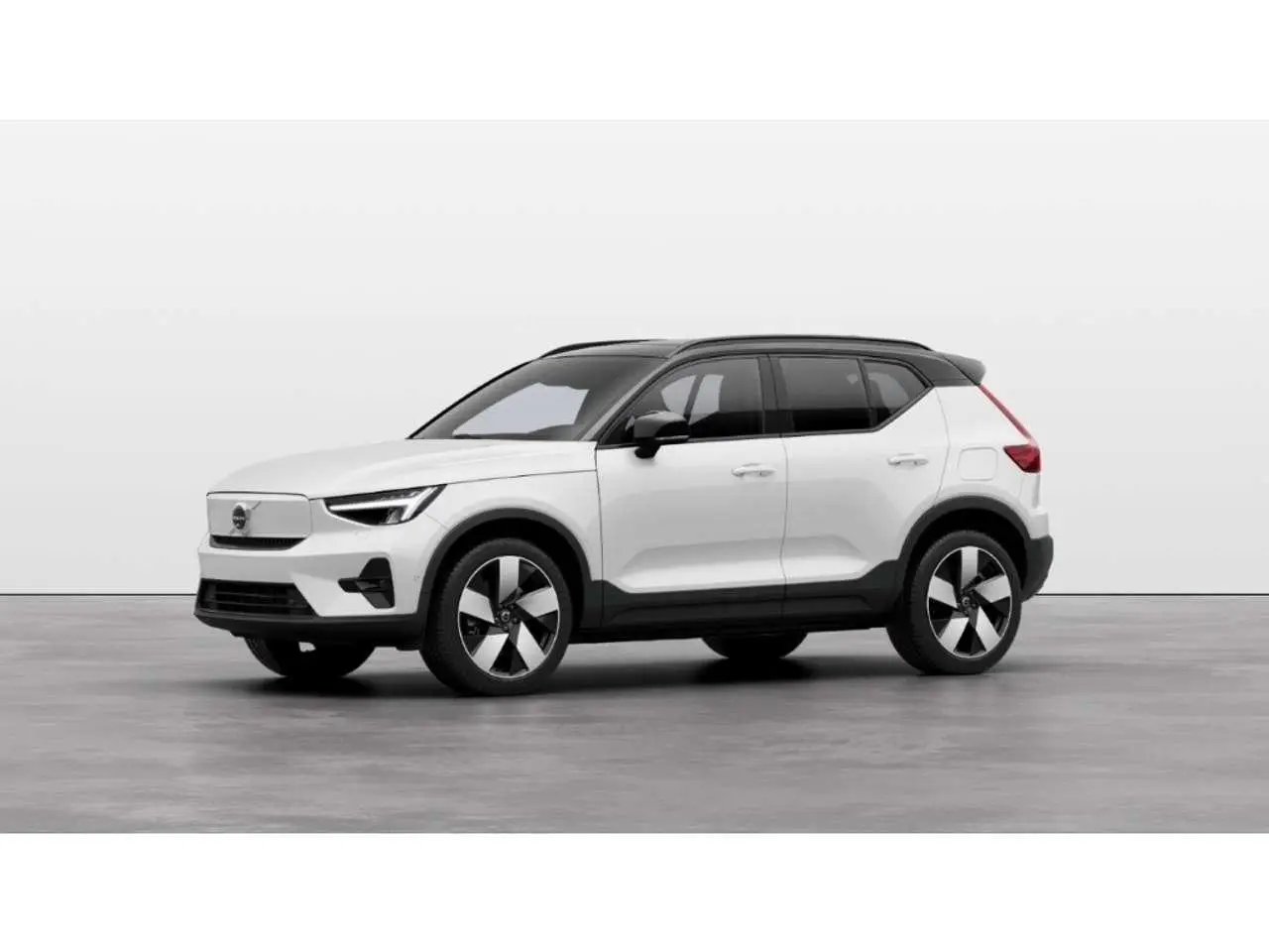 Photo 1 : Volvo Xc40 2023 Hybrid