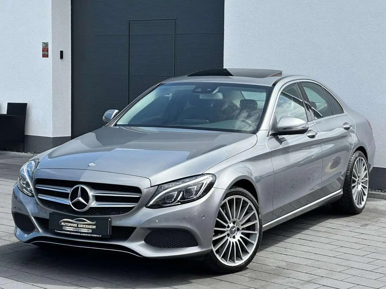 Photo 1 : Mercedes-benz Classe C 2015 Essence