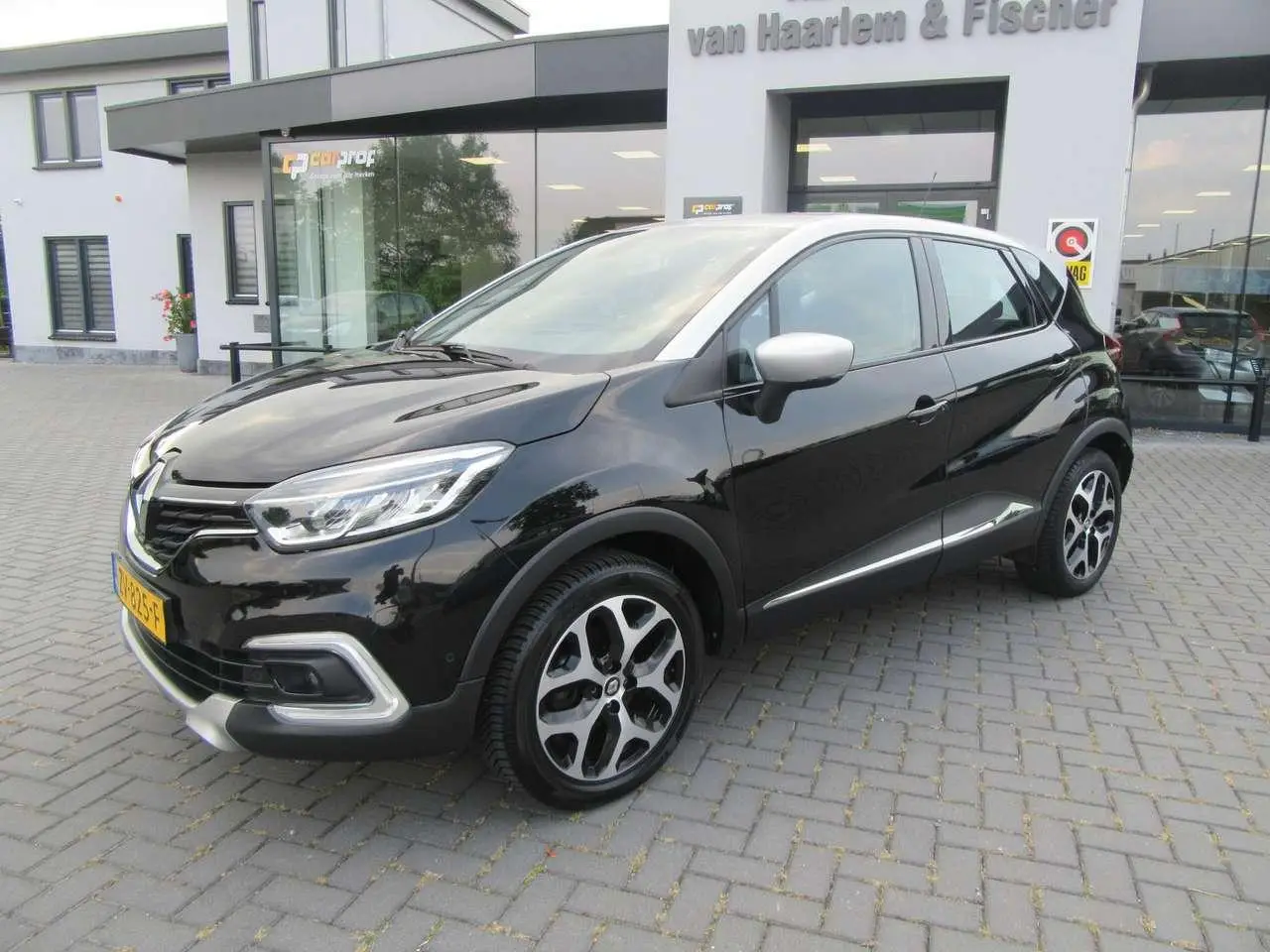 Photo 1 : Renault Captur 2017 Petrol