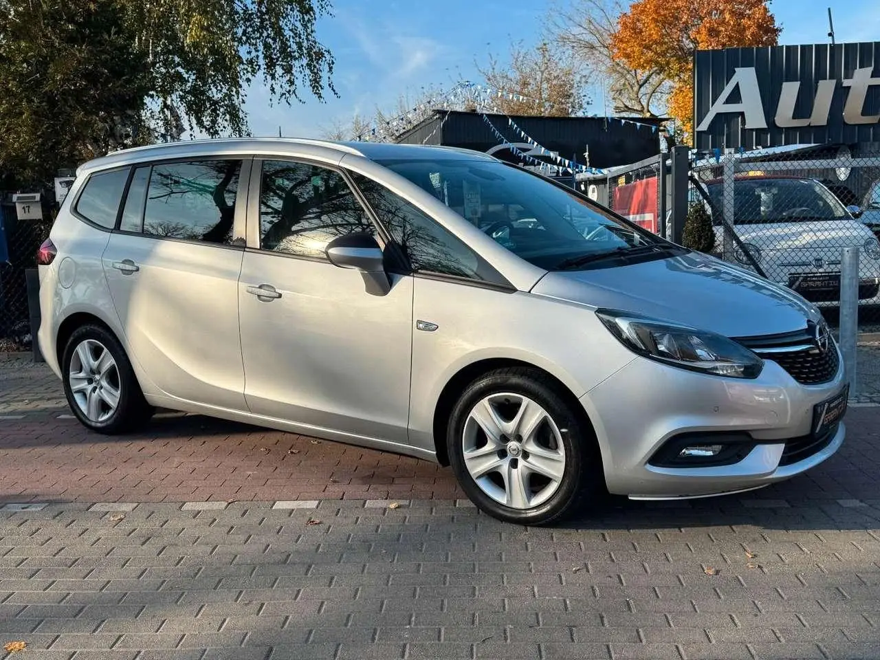 Photo 1 : Opel Zafira 2016 Diesel